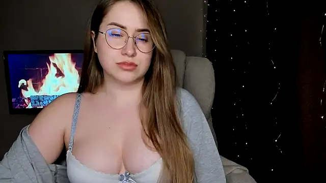 SeasonalSomeone online show from 03.15.25