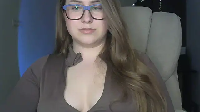 SeasonalSomeone online show from 04.21.26
