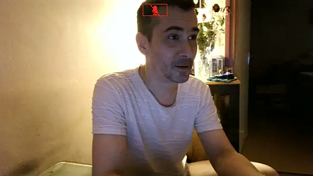 Snapshot of Ethangay chatting on 06.05.26 Ethangay online show from 06.05.26