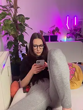 Trixie-Tainted online show from 01.08.25