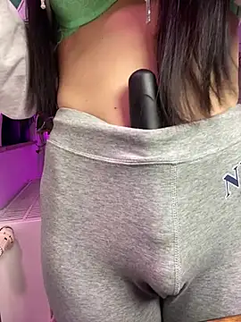 Trixie-Tainted online show from 02.19.25