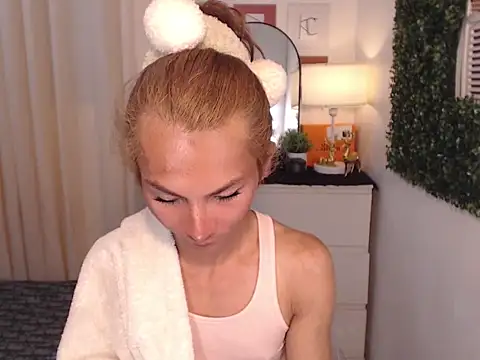 FertilityGoddessXx online show from 04.28.26