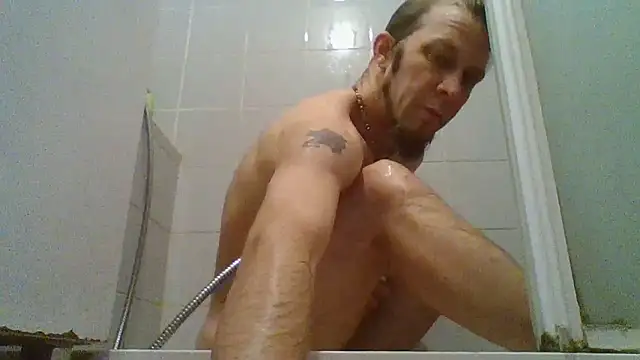 Snapshot of Myckeul chatting on 02.19.26 Myckeul online show from 02.19.26