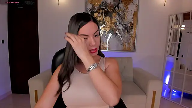 Snapshot of MorganHicks chatting on 11.27.25 MorganHicks online show from 11.27.25