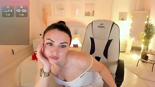 HelenaRegal online show from 06.05.26