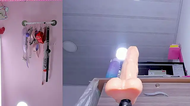 emily foxxxii online show from 07.18.26