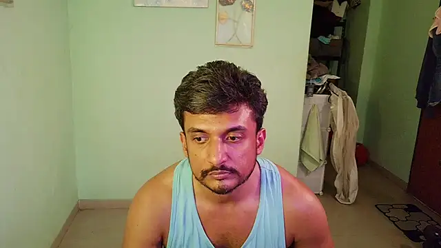 Snapshot of daringcutie chatting on 03.27.26 daringcutie online show from 03.27.26