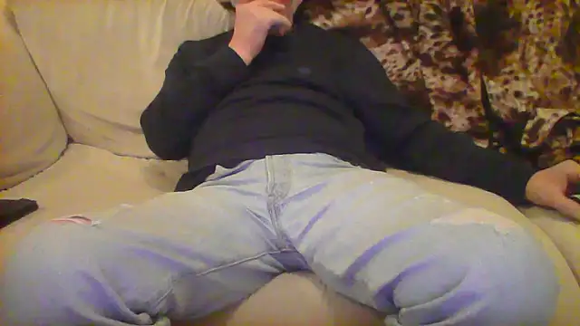 Snapshot of CastTaurus chatting on 12.02.25 CastTaurus online show from 12.02.25