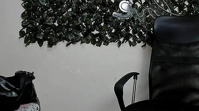 DestinyHills online show from 06.05.26