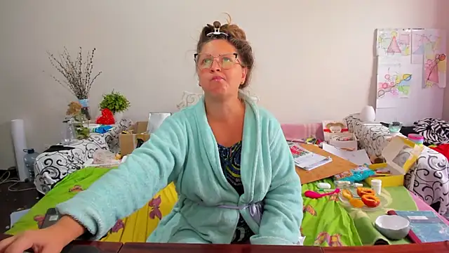 IamYourNarcotic online show from 09.30.25