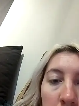 Snapshot of Mllesha74000 chatting on 12.01.24 Mllesha74000 online show from 12.01.24