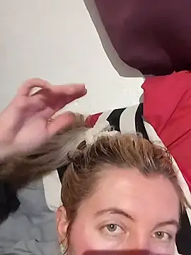 Snapshot of Mllesha74000 chatting on 01.05.25 Mllesha74000 online show from 01.05.25