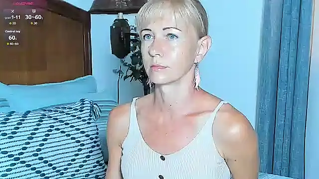 Christine 35 online show from 11.06.25