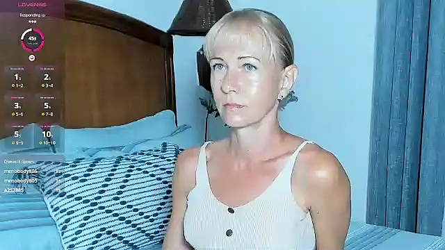 Christine 35 online show from 11.19.25