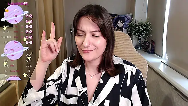 Snapshot of elise_sweet chatting on 09.24.25 elise sweet online show from 09.24.25