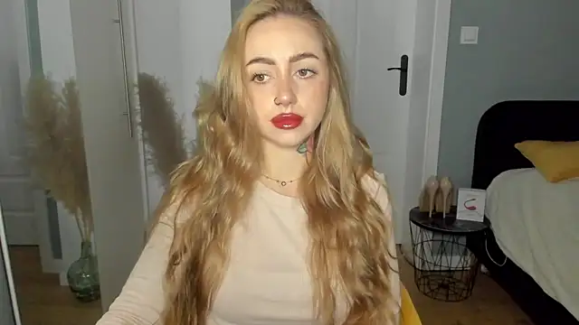 sexyCoralie online show from 05.07.26