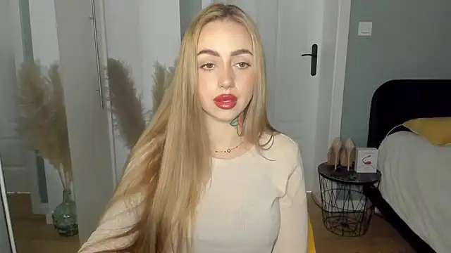 sexyCoralie online show from 05.09.26