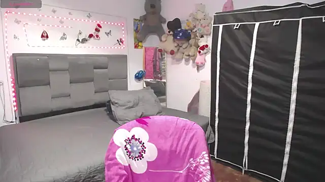 Sharloth milf online show from 05.17.26