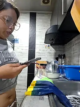 linda-schmidt online show from 12.23.24