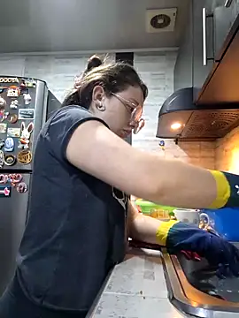 linda-schmidt online show from 03.04.25