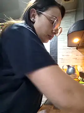 linda-schmidt online show from 11.04.25