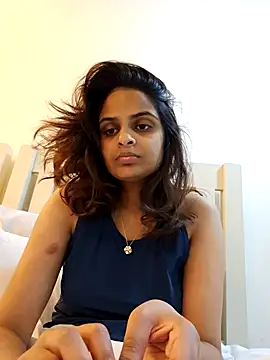 Snapshot of DirtySnowball69 chatting on 12.10.24 DirtySnowball69 online show from 12.10.24