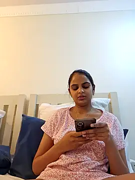 Snapshot of DirtySnowball69 chatting on 12.17.24 DirtySnowball69 online show from 12.17.24