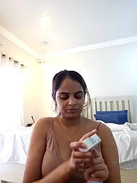 Snapshot of DirtySnowball69 chatting on 12.18.24 DirtySnowball69 online show from 12.18.24