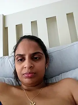 Snapshot of DirtySnowball69 chatting on 12.25.24 DirtySnowball69 online show from 12.25.24