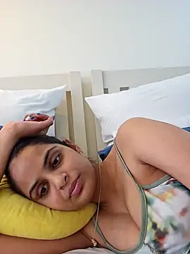 Snapshot of DirtySnowball69 chatting on 12.26.24 DirtySnowball69 online show from 12.26.24