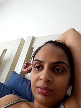 Snapshot of DirtySnowball69 chatting on 12.28.24 DirtySnowball69 online show from 12.28.24