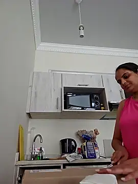 Snapshot of DirtySnowball69 chatting on 01.09.25 DirtySnowball69 online show from 01.09.25