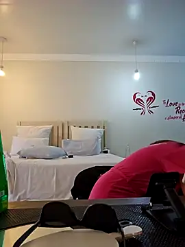 Snapshot of DirtySnowball69 chatting on 02.07.25 DirtySnowball69 online show from 02.07.25