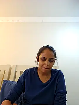 Snapshot of DirtySnowball69 chatting on 02.20.25 DirtySnowball69 online show from 02.20.25