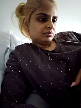 Snapshot of DirtySnowball69 chatting on 09.24.25 DirtySnowball69 online show from 09.24.25