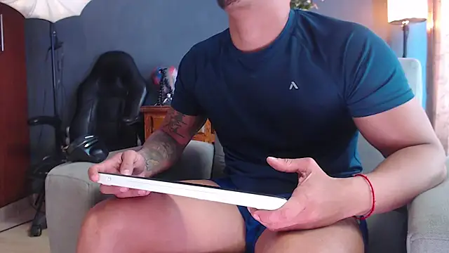 geirge teacherxx online show from 12.01.25