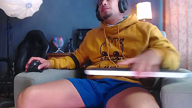 geirge teacherxx online show from 12.04.25