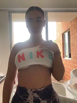 emma andrew1 online show from 11.10.25