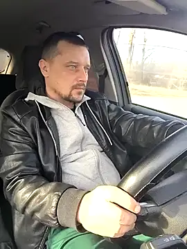 Snapshot of DanielOhCool chatting on 03.09.25 DanielOhCool online show from 03.09.25