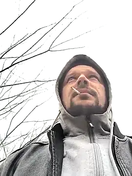 Snapshot of DanielOhCool chatting on 03.11.25 DanielOhCool online show from 03.11.25