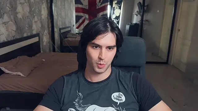 Snapshot of keanu_reevez chatting on 10.11.25 keanu reevez online show from 10.11.25