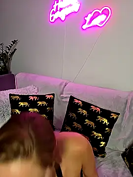 VickyDiamondx online show from 09.10.25