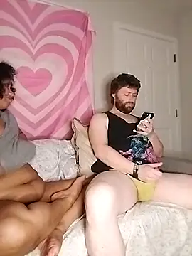 TasteeKitty online show from 03.22.25