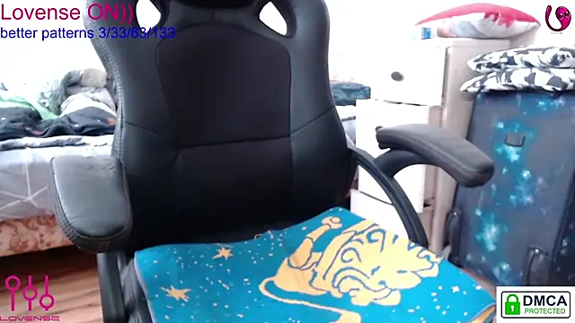 sweet cute cat online show from 03.04.25