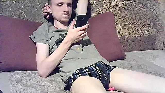 Snapshot of Babi_Kisi chatting on 12.16.24 Babi Kisi online show from 12.16.24