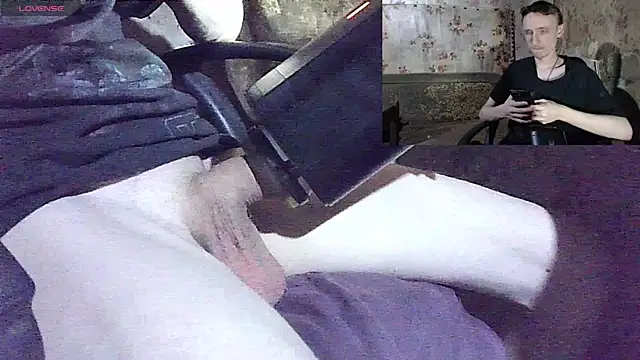 Snapshot of Babi_Kisi chatting on 03.13.25 Babi Kisi online show from 03.13.25