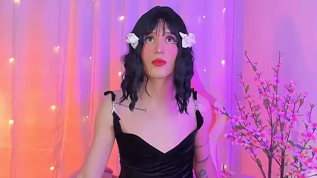 Snapshot of rosseblondee chatting on 04.19.26 rosseblondee online show from 04.19.26