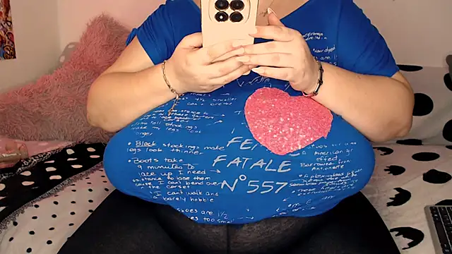 SenzualHotM online show from 11.26.25