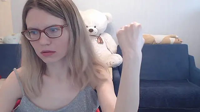 Snapshot of night_is_dark chatting on 03.26.26 night is dark online show from 03.26.26