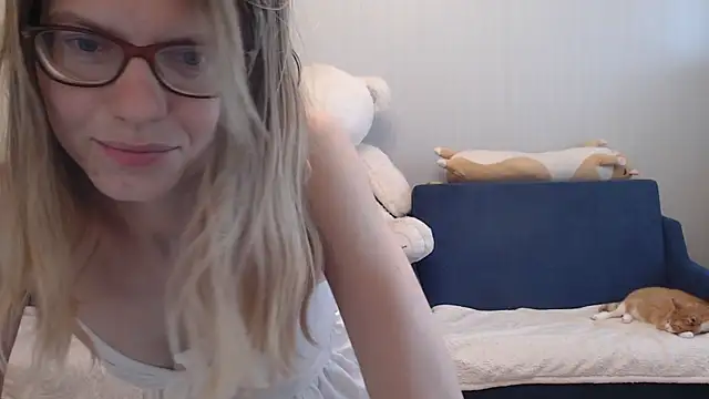 Snapshot of night_is_dark chatting on 05.31.26 night is dark online show from 05.31.26